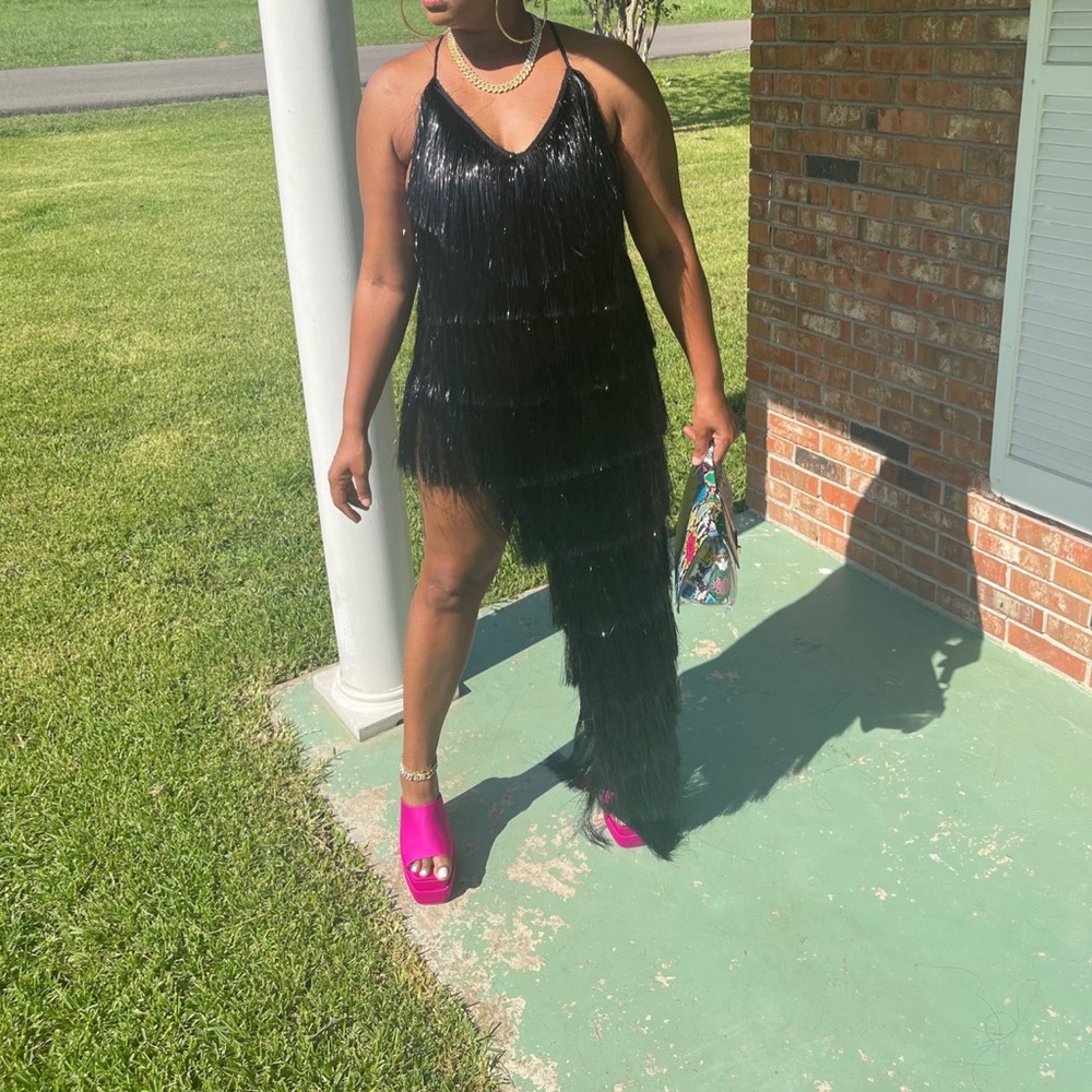 “CHANEL” Rich Auntie Fringe Dress